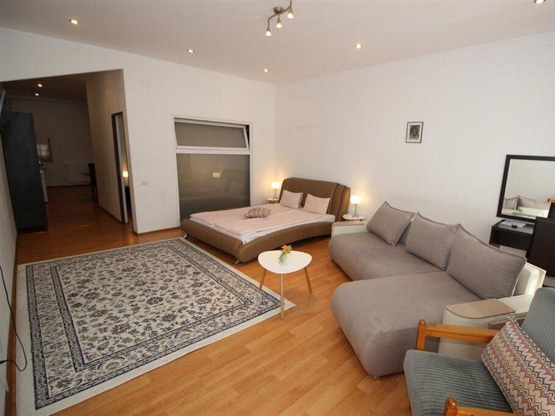 Apartament Main Square &