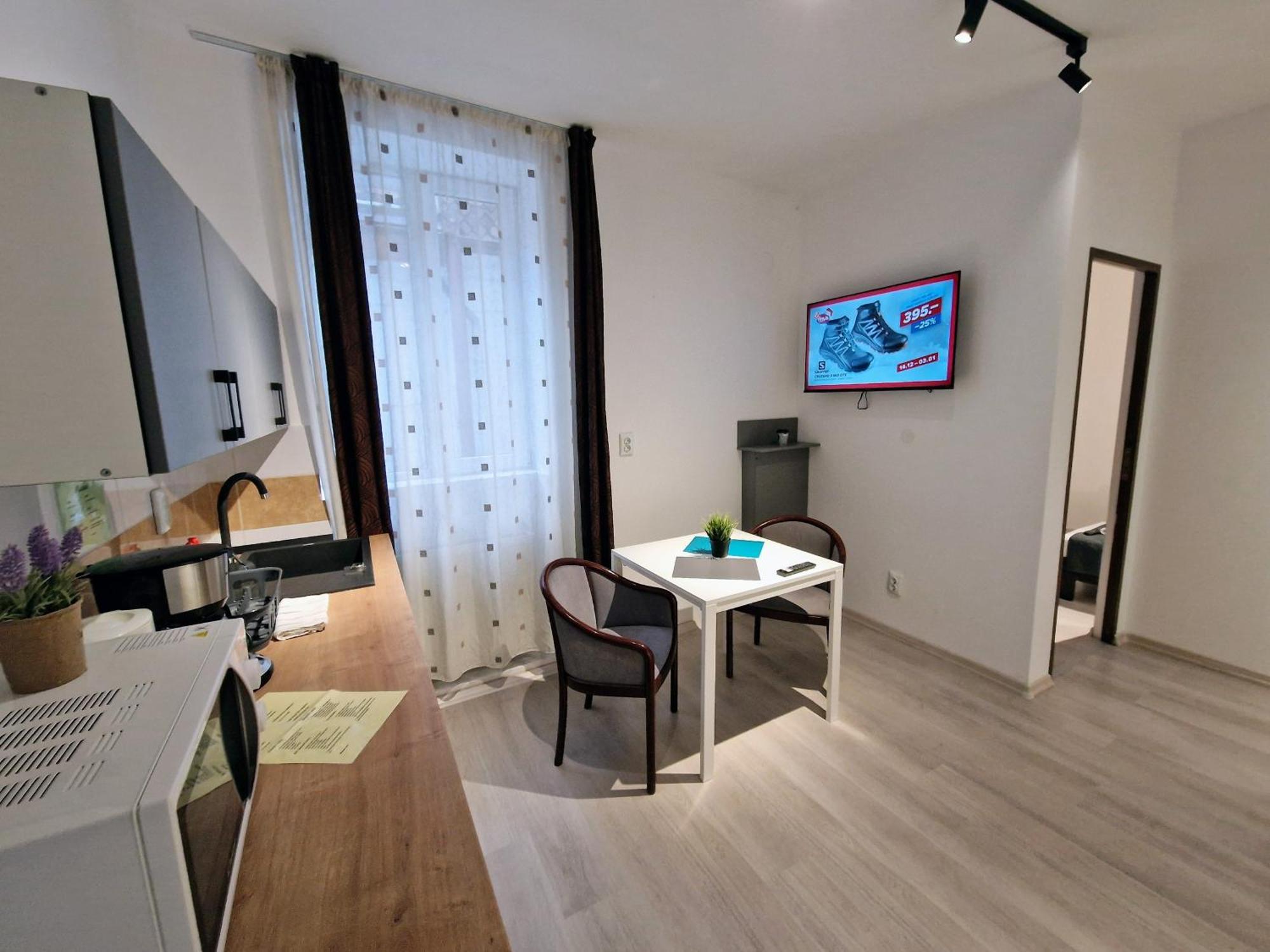 Apartament Main Square & *